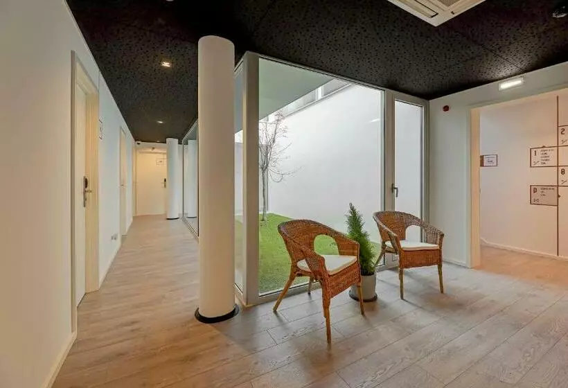 پانسیون Uporto House Residence