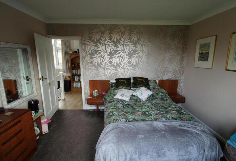 تختخواب و صبحانه Twenty