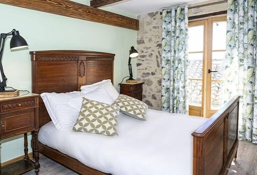 פנסיון La Maison Du Chateau