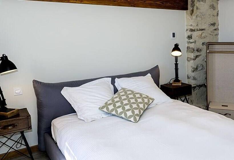 פנסיון La Maison Du Chateau