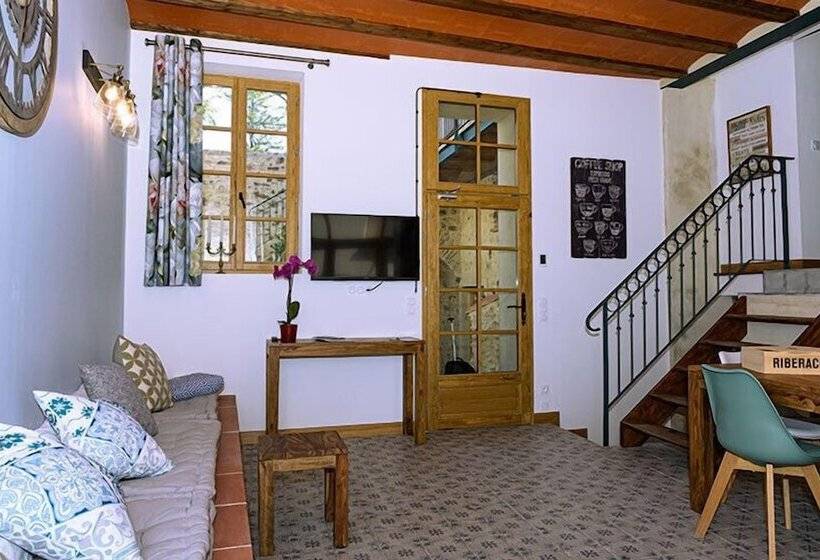 פנסיון La Maison Du Chateau