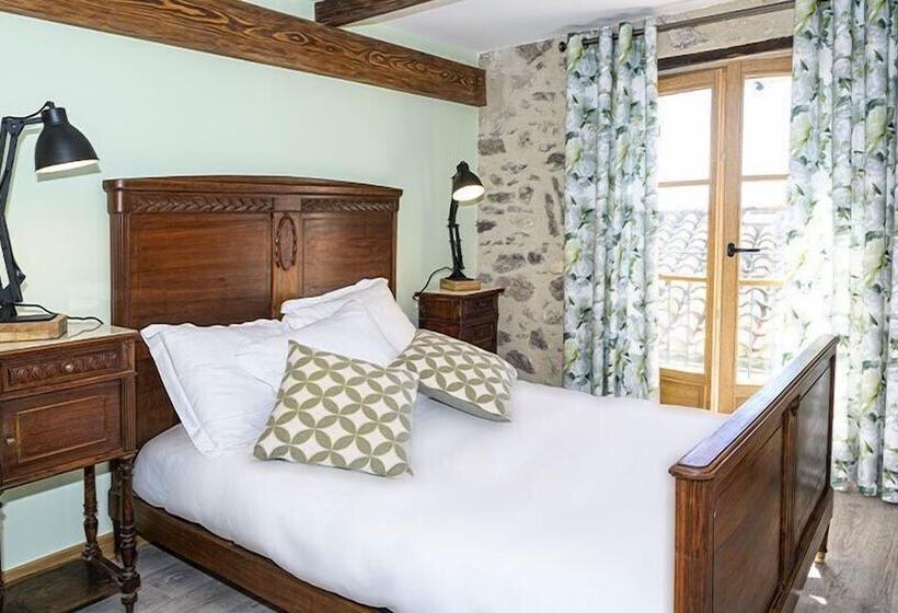 פנסיון La Maison Du Chateau