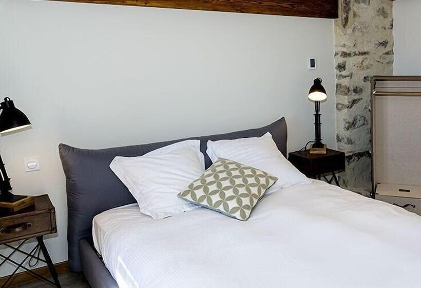 פנסיון La Maison Du Chateau