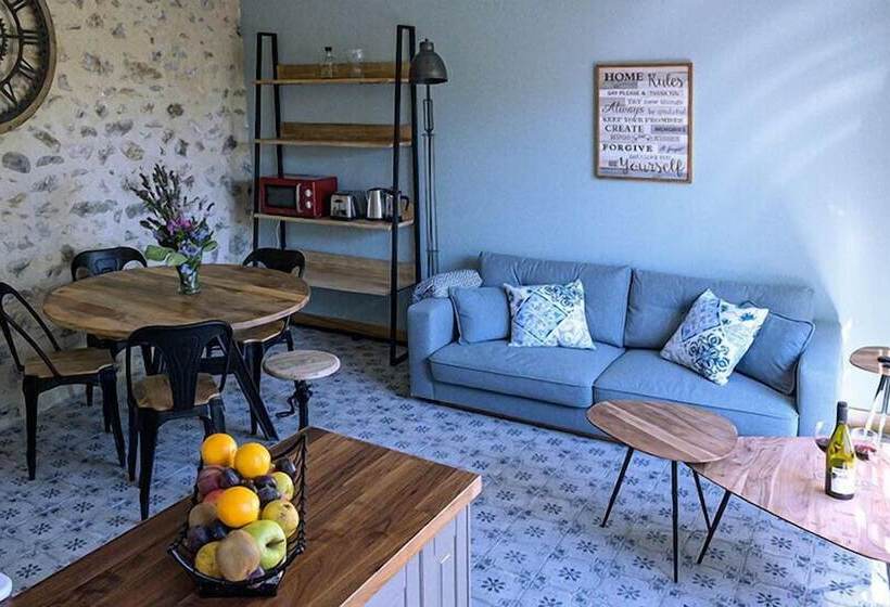 פנסיון La Maison Du Chateau