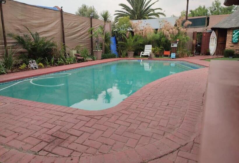 Bed & Breakfast Ay Jay S Guesthouse