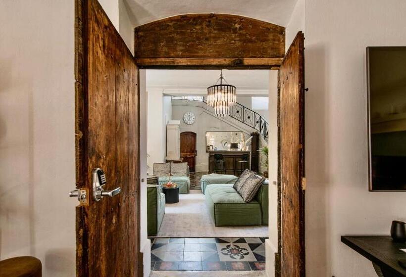 تختخواب و صبحانه La Chapelle Sur La Sorgue