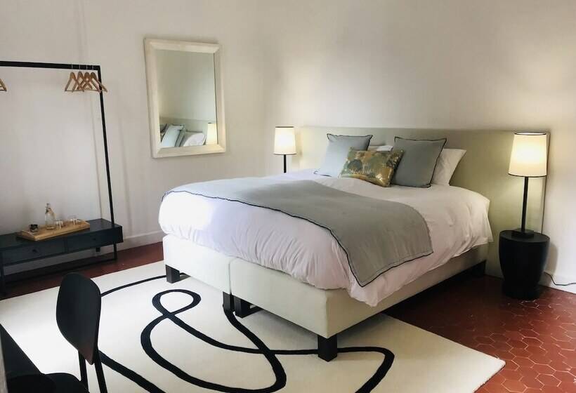 تختخواب و صبحانه La Chapelle Sur La Sorgue