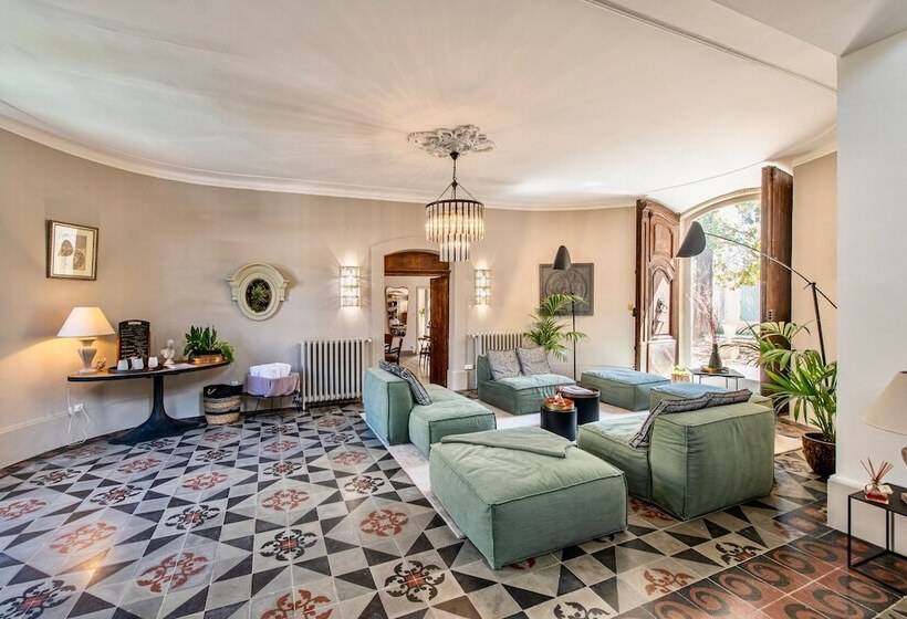 تختخواب و صبحانه La Chapelle Sur La Sorgue