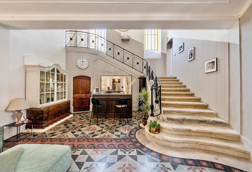 تختخواب و صبحانه La Chapelle Sur La Sorgue