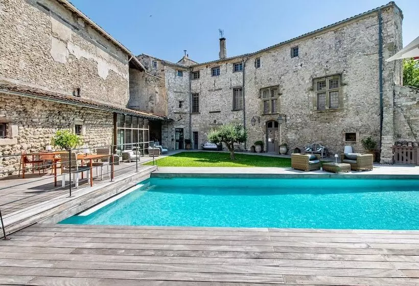 Aamiaismajoitus (B&B) La Chapelle Sur La Sorgue