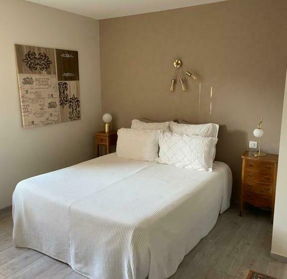 مبيت وإفطار Les Chambres De L Aigronne