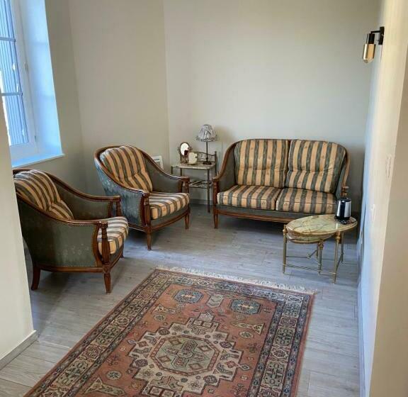 مبيت وإفطار Les Chambres De L Aigronne