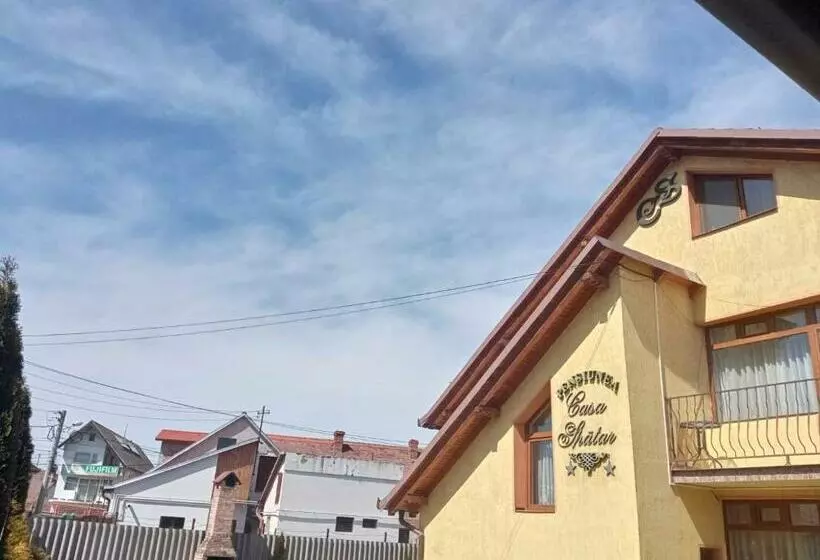 پانسیون Casa Spatar
