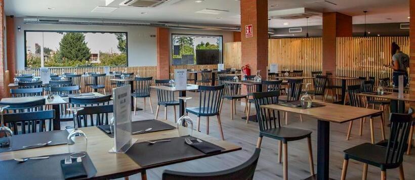 膳宿费 Hostal Restaurante Cuatro Caminos