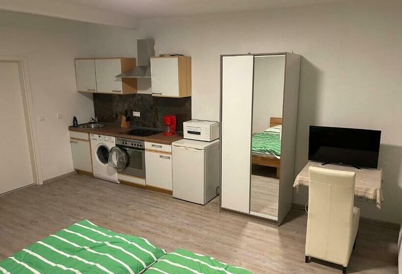 펜션 Nazar Apartments