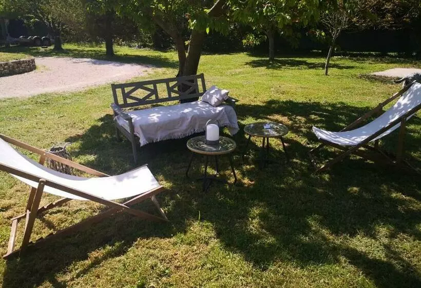 Aamiaismajoitus (B&B) Le Mas Paolo