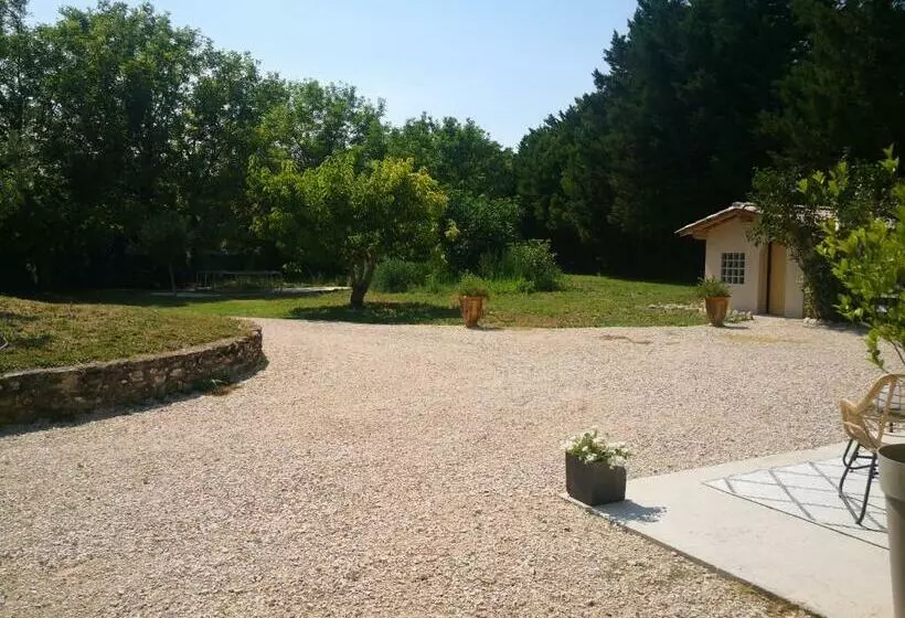 Aamiaismajoitus (B&B) Le Mas Paolo