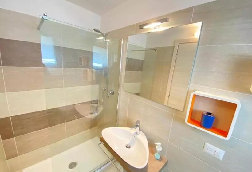 تختخواب و صبحانه Nice Residence