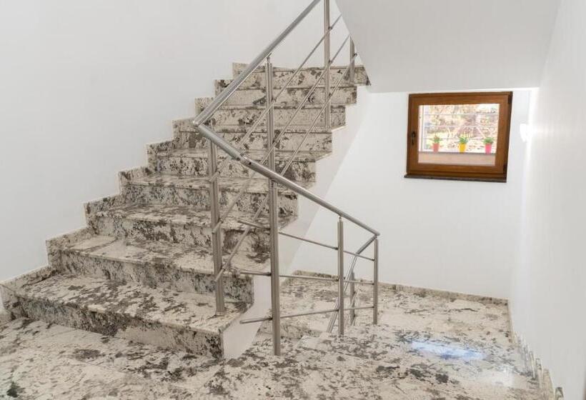 Pensione Guest House Velik