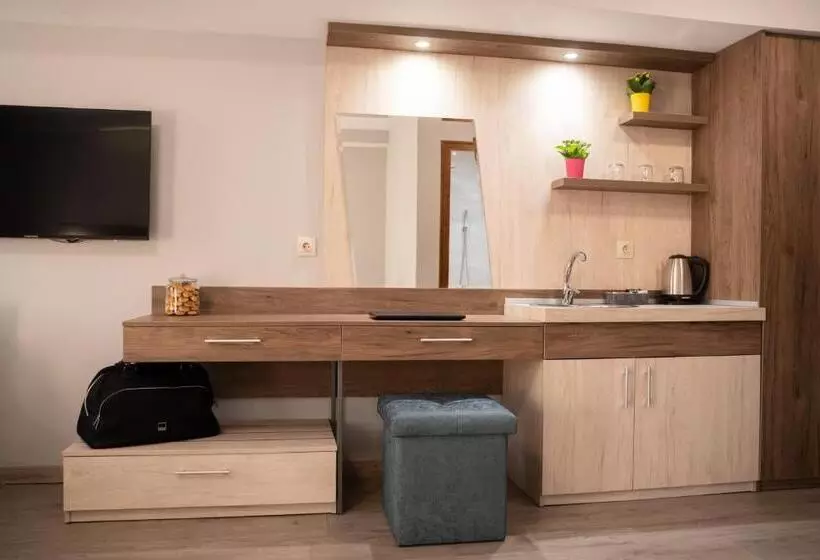 ペンション Guest House Velik