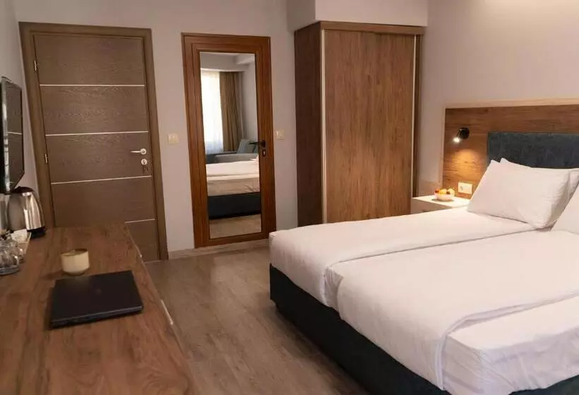 ペンション Guest House Velik