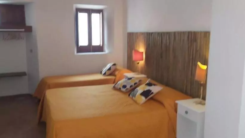 تختخواب و صبحانه La Casa Di Zeffiro