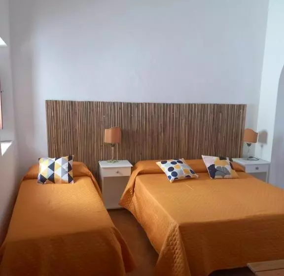 تختخواب و صبحانه La Casa Di Zeffiro