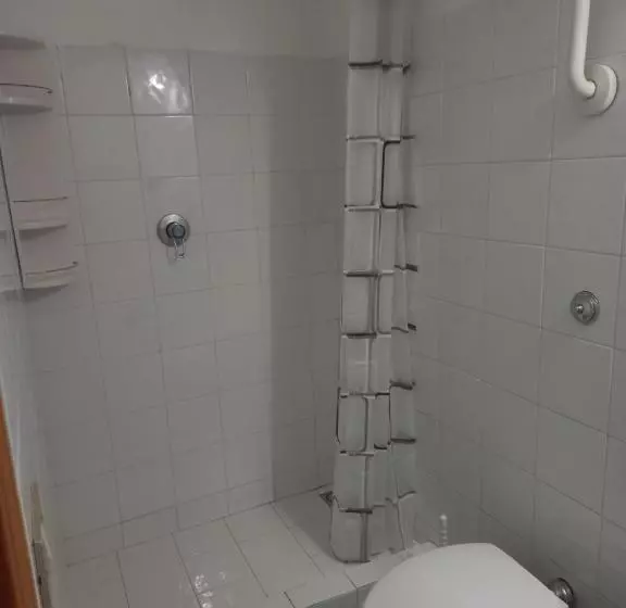 تختخواب و صبحانه La Casa Di Zeffiro
