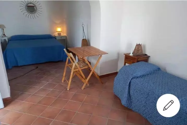 تختخواب و صبحانه La Casa Di Zeffiro