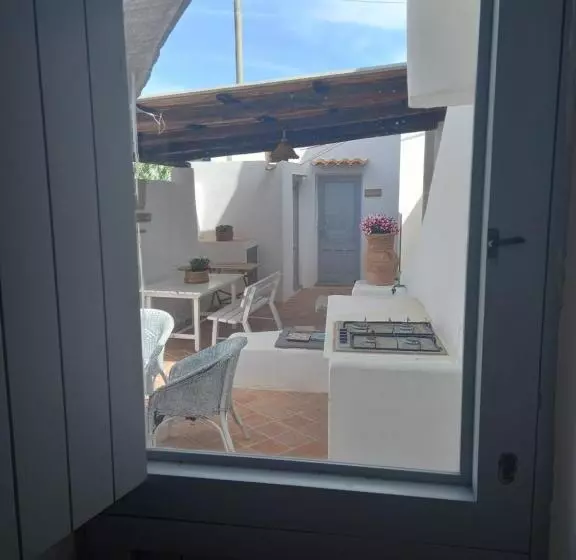 تختخواب و صبحانه La Casa Di Zeffiro