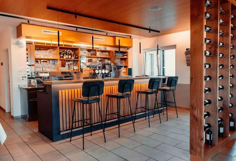 Hotelli Rössli Luterbach