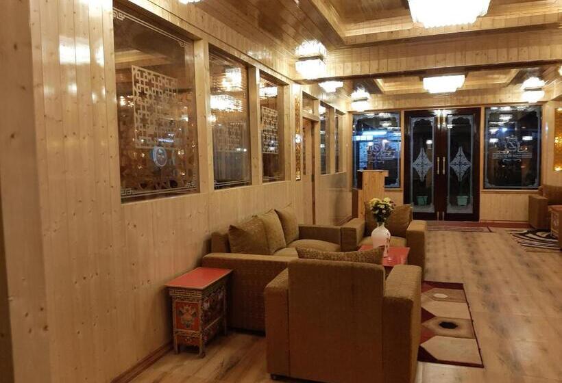 Hotel Zingkham Residency