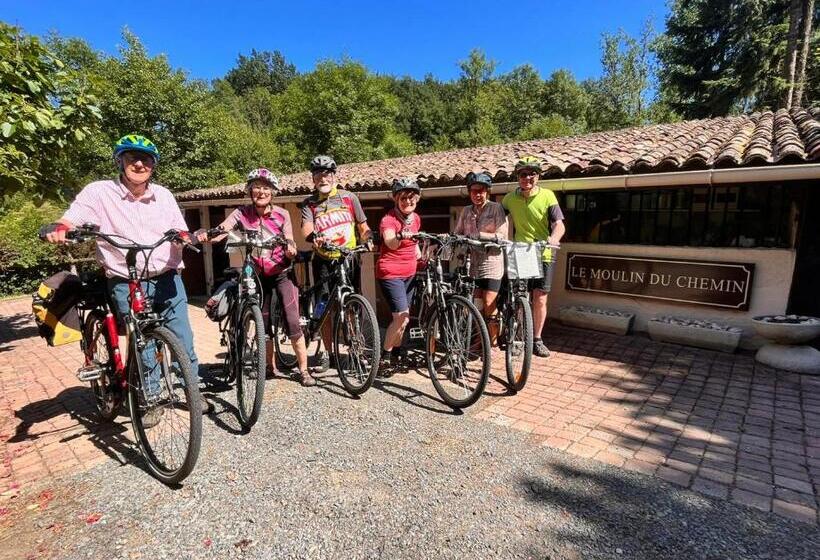 פנסיון Le Moulin Du Chemin