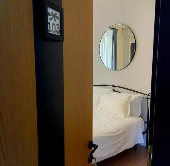 Hotelli Sensole Locanda Contemporanea