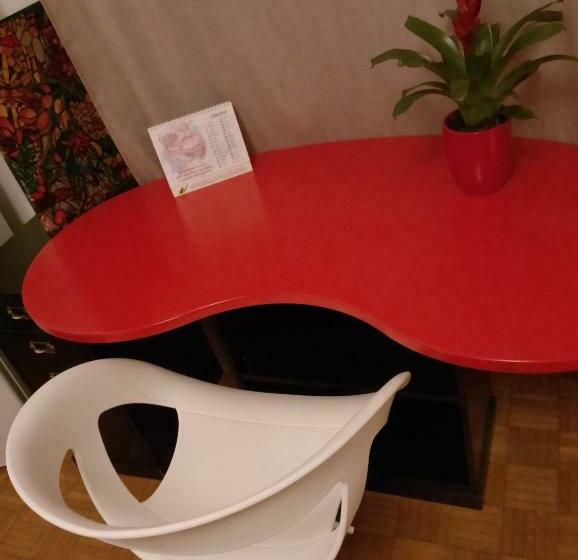 پانسیون Big Room In Private Appartament, Close To The Station And Center Of City