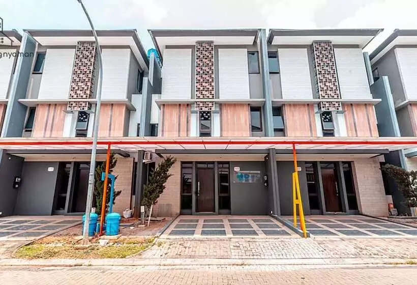 پانسیون Regentown Near Ice Bsd