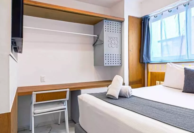 Luxury Apartments Pool & Jacuzzi