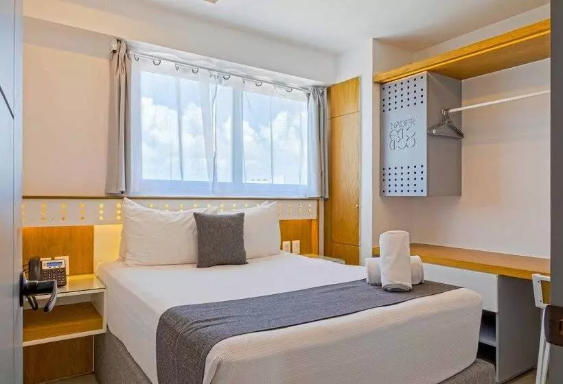 Luxury Apartments Pool & Jacuzzi