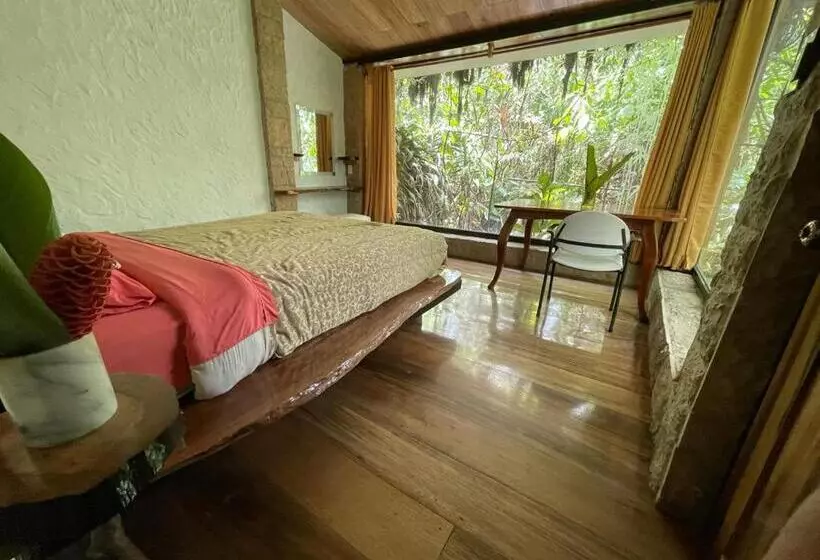ホテル Cantalarana, Antes Wikiri Lodge
