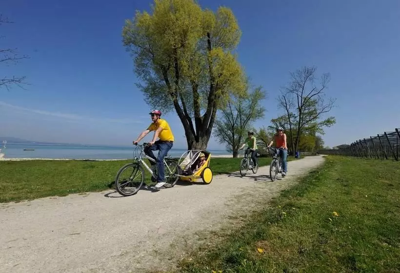 ホテル Müllers Self Check In