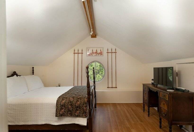 Oaklea Mansion Bed And Breakfast