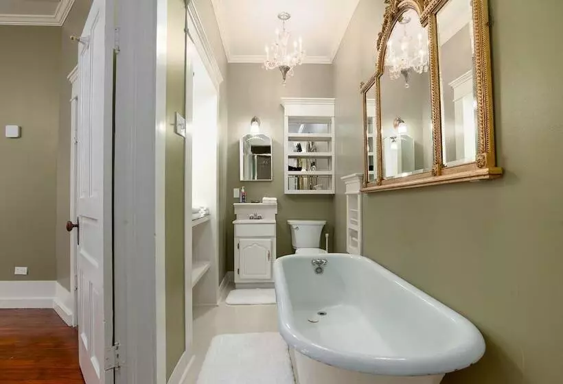 Oaklea Mansion Bed And Breakfast