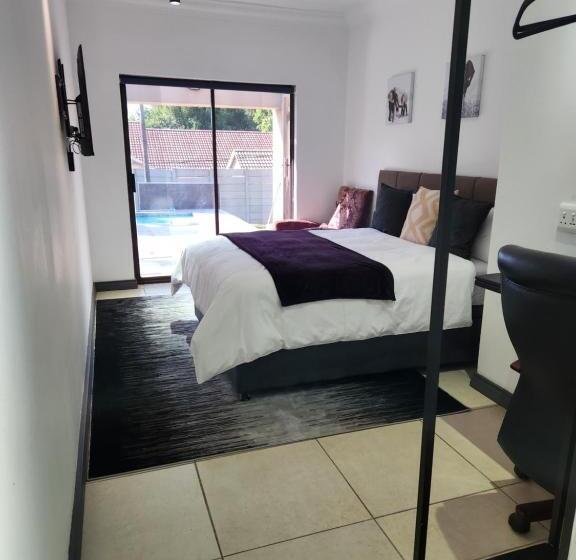 پانسیون 17 On Buffalo