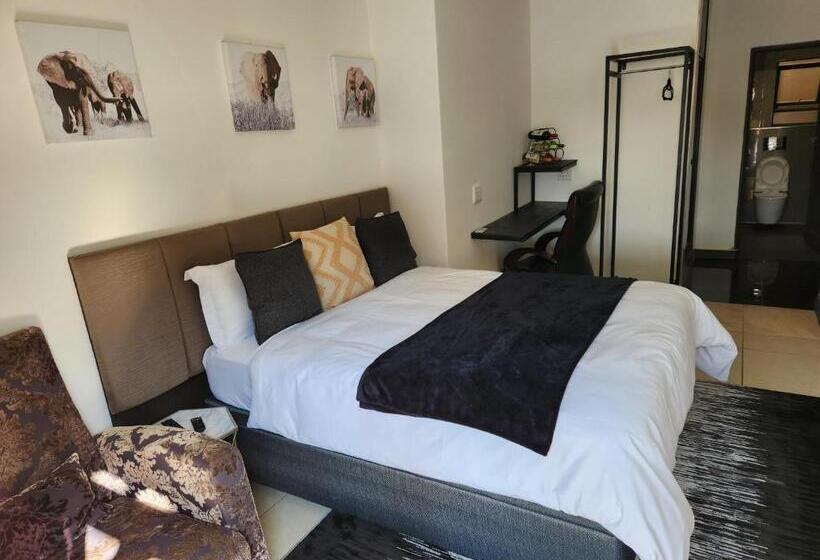 پانسیون 17 On Buffalo