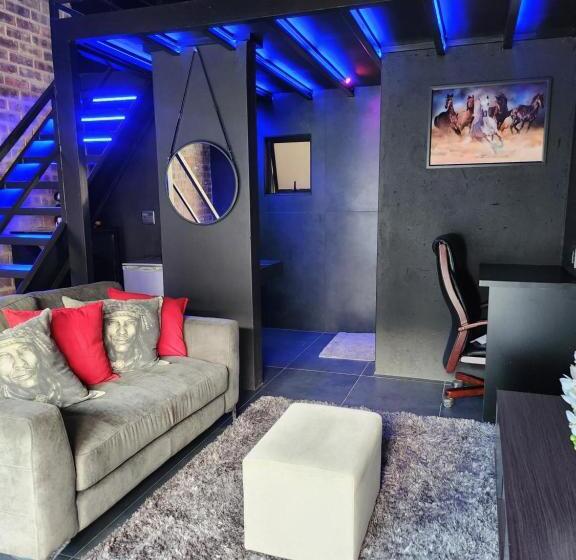 پانسیون 17 On Buffalo