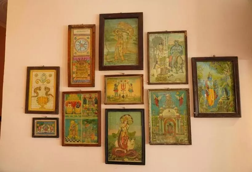 リゾートホテル Vedic Dham Ganga