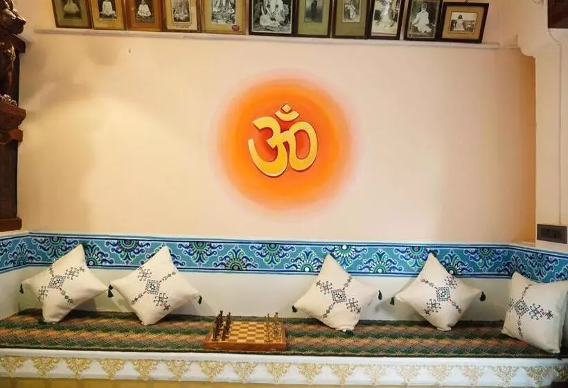 リゾートホテル Vedic Dham Ganga