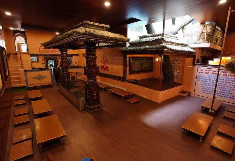 リゾートホテル Vedic Dham Ganga