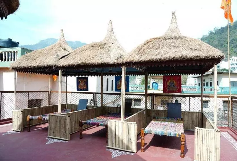 リゾートホテル Vedic Dham Ganga