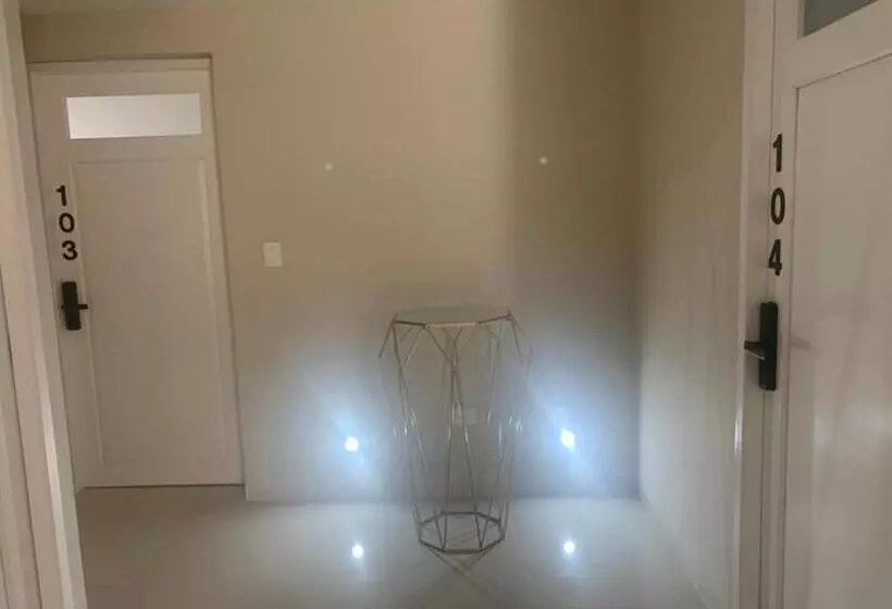 هتل La Grande Maison